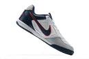 Chuteira Nike Supreme SB Gato IC