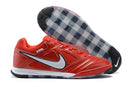Chuteira Nike Supreme SB Gato IC