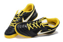 Chuteira Nike Supreme SB Gato IC
